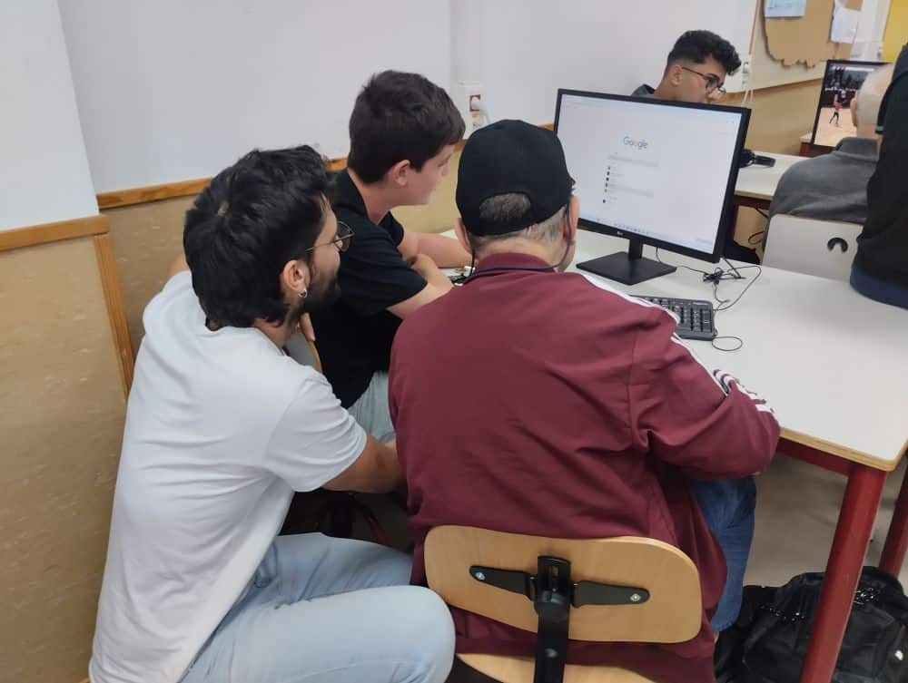 Visita al Instituto Gabriela Mistral
