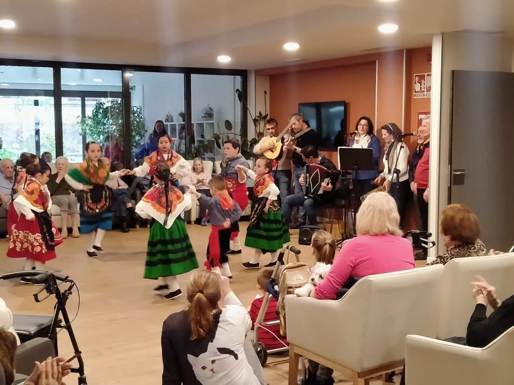 ESPECTACULO DE LA CASA DE EXTREMADURA