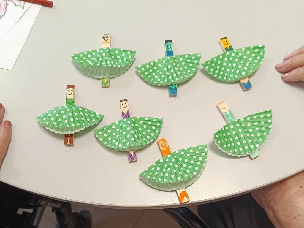 TALLER DE MANUALIDADES